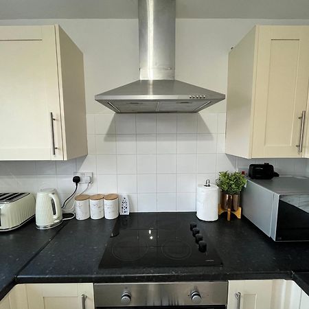 Ty Noah- Newly Refurbished Home In The Heart Of Pembrokeshire Milford Haven Eksteriør bilde